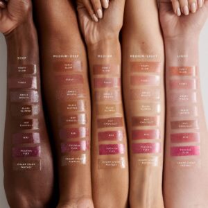 Fenty Beauty Gloss Bomb Universal Lip Luminizer Fuchsia Flex - Imagen 4