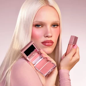 PATRICK TA Patrick's Glow and Gloss Set: Major Headlines Blush Duo and Lip Gloss Makeup Gift Set - Imagen 5
